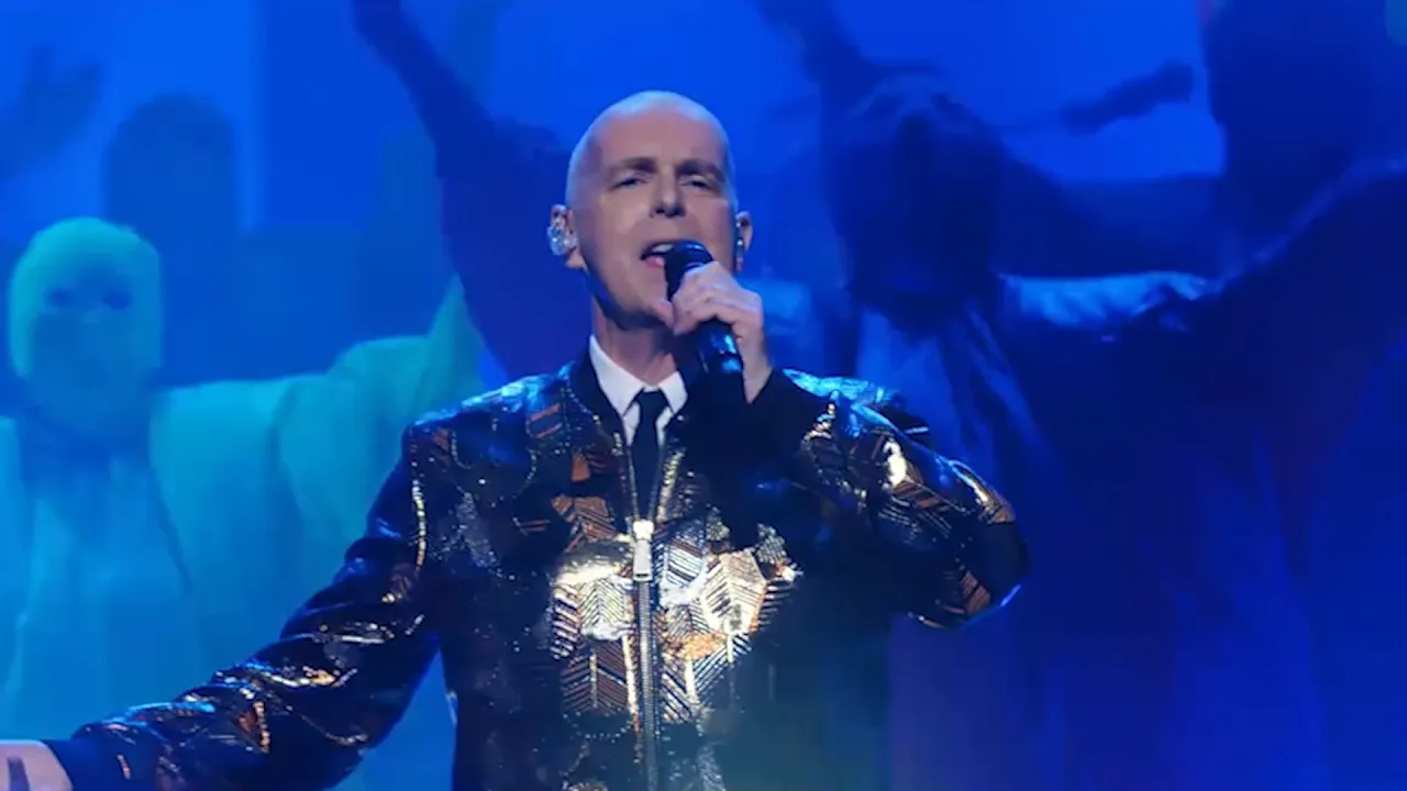Pet Shop Boys - Always on my mind (Live from the Inner Sanctum residency 2018) Pet Shop Boys - Always on my mind (Live from the Inner Sanctum residency 2018)