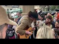 Global artist Hozier playing Cherry Wine for a very lucky crowd! Surprise pop up busking in Brighton
