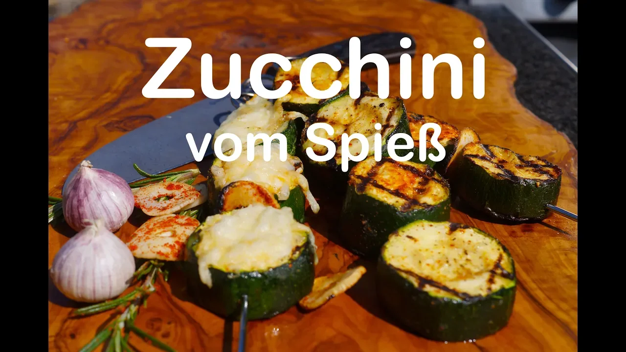 Schnelle Zucchinipfanne mit Schafskäse - 5 Minuten Gericht