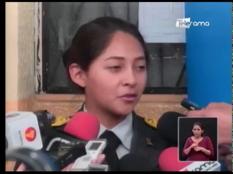 Estudiantes rinden examen ser bachiller