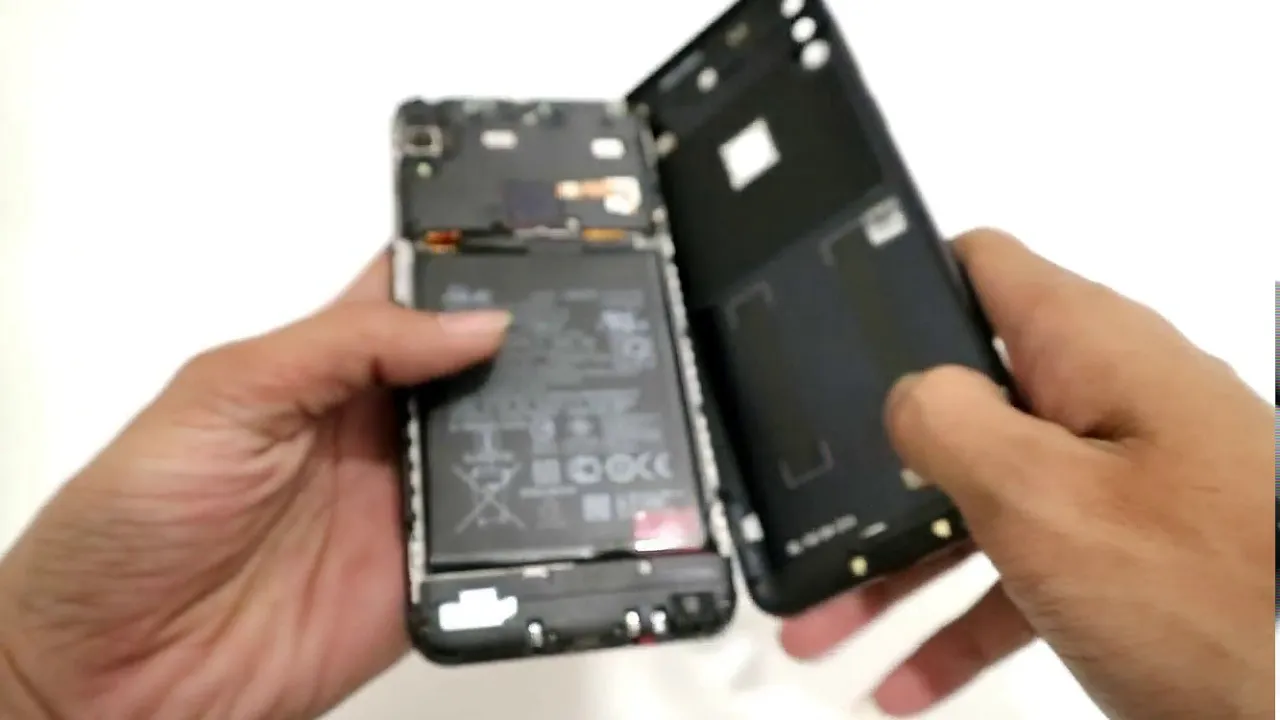 Xiaomi Punya Hape Super Mini? iPhone 12 Mini Kalah!!. 