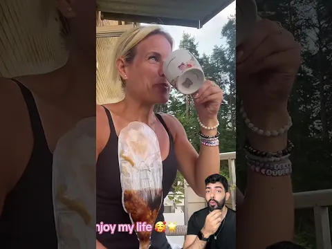 Ela tem uma esofagostomia