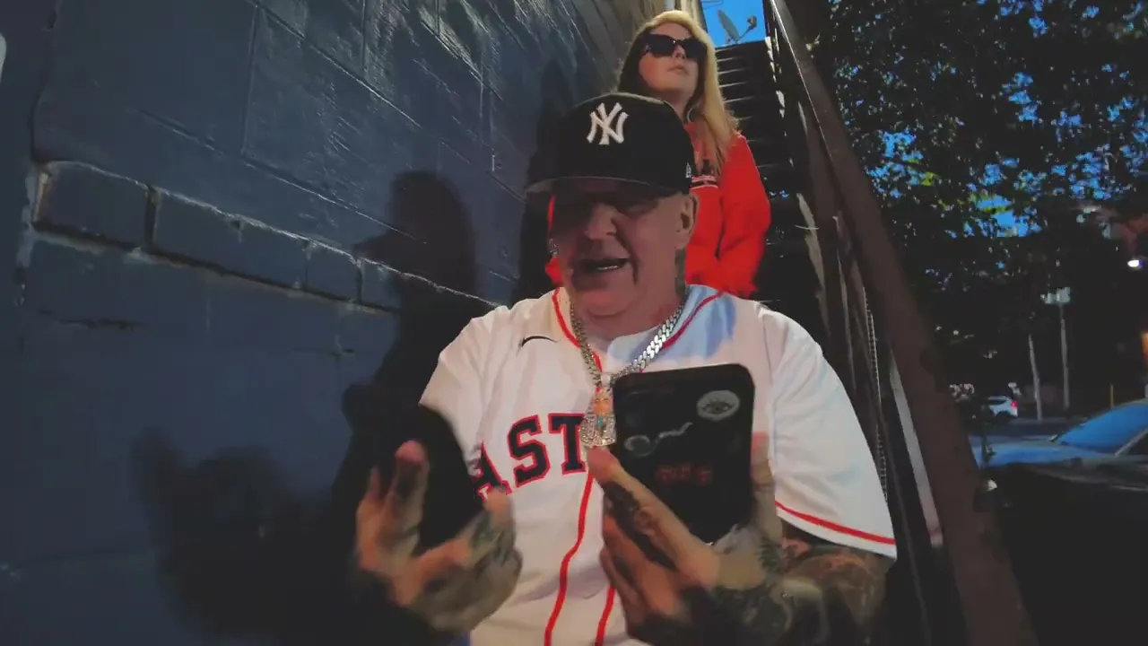 Ayoo Bigz - The Drug Of Art Dealing