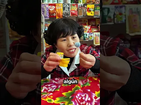 Ella Agarró Una Lengua Falsa y Esto Pasó 😂