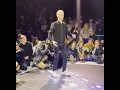 Amazing Robot Dance Battle | Robot Vall