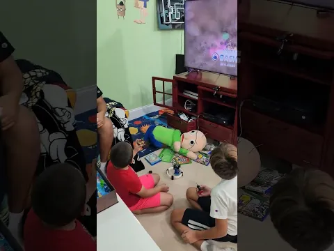 Skylander Family, is that you?