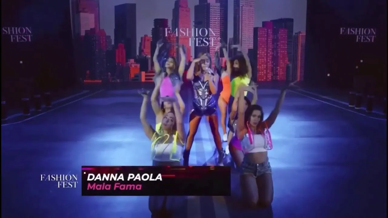 Danna Paola - Mala Fama ( Fashion Fest Liverpool) 2020 live Danna Paola - Mala Fama ( Fashion Fest Liverpool) 2020 live
