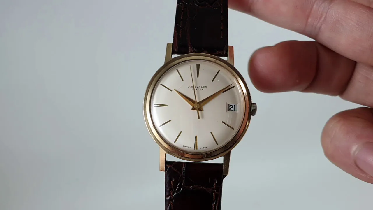 The Movado Connect Is So Beautiful I Never Want To Take It Off