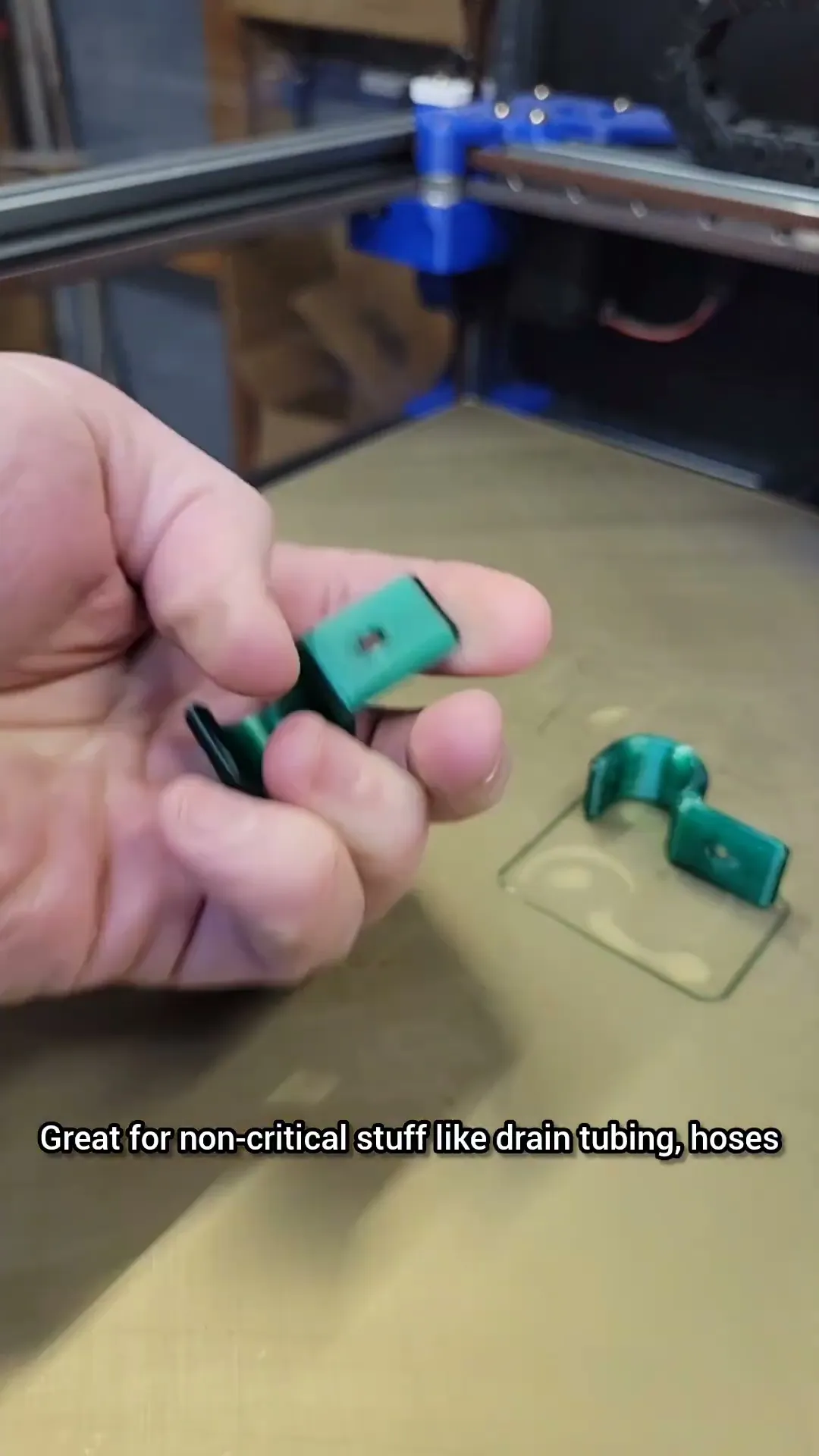 Screw-In Circular Cable Clip 