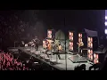 MUNA - Silk Chiffon (feat. Phoebe Bridgers) [Live at Madison Square Garden, 10/2/2023]