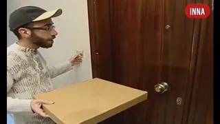 فتاة تستحم ويوصل 