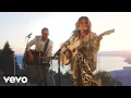 Download Lagu Shania Twain - That Don't Impress Me Much (Live From Good Morning America / 2020)
