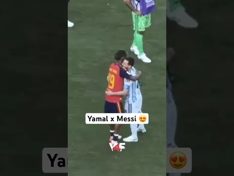 🤝❤️ Lamine Yamal and Lionel Messi after the World Cup final