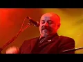 Chacarera de un triste. Los Chalchaleros y Juan Carlos Baglietto. 2002