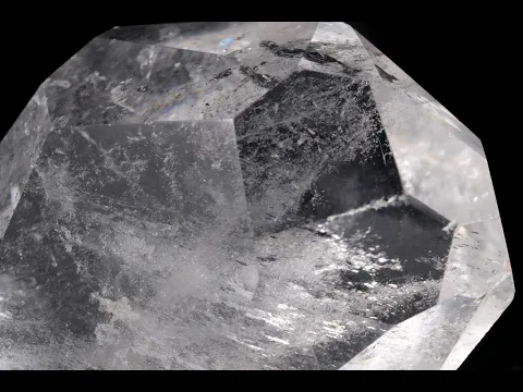 水晶 (クォーツ) 磨き石カット 182g｜天然石 原石 通販 キラリ石