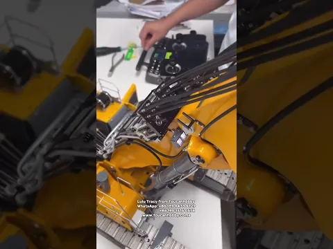 Installing The Demolition Arm On LR960