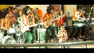 Download Mari Berjoget \u0026 Cubit-Cubitan ★ Goyang Asyik Bareng T-Koes Band @ Plaza Blok M (31/07) MP3