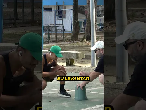 Me ajuda a pegar esse pombão 😂