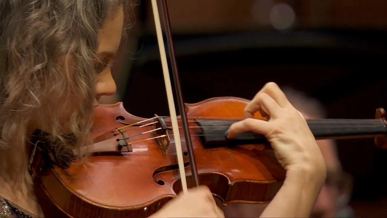 Prokofiev: Violin Concerto No. 1 in D major, Op. 19 • Hilary Hahn Prokofiev: Violin Concerto No. 1 in D major, Op. 19 • Hilary Hahn