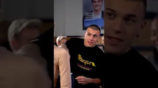 ولد بيتحرش ببنت شوفو ردة فعلها كيف كانت 