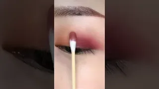 ميك اب عيون دمج الايشادو بدون فرش Eyes Makeup Without Brushes Shorts Makeup Funny مكياج عيون 
