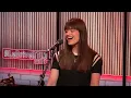 Clara Luciani interprète "Tout pour moi" dans #LeDriveRTL2 (20/09/24)