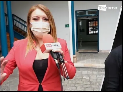 Autoridades municipales presentan al compadre y la comadre de carnaval