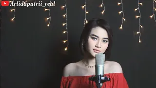 Download ARLIDA PUTRI - GAUN MERAH Cover SONIA MP3