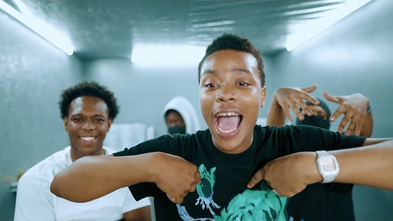 Sha EK - New Heat (Official Music Video) Sha EK - New Heat (Official Music Video)