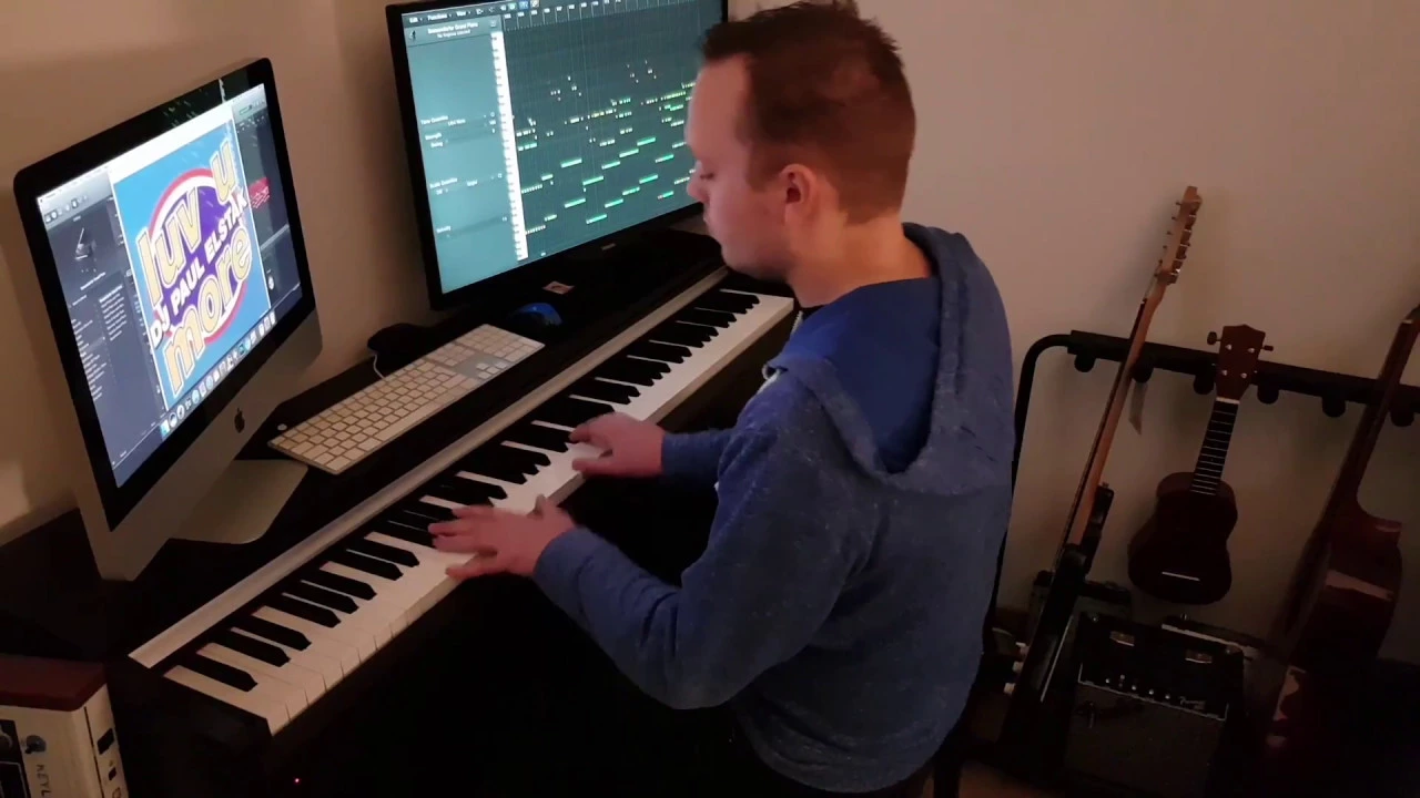 DJ Paul Elstak - Luv you more (piano version) DJ Paul Elstak - Luv you more (piano version)