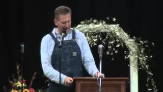 Rory Feek shares thoughts at memorial service for Joey Martin Feek