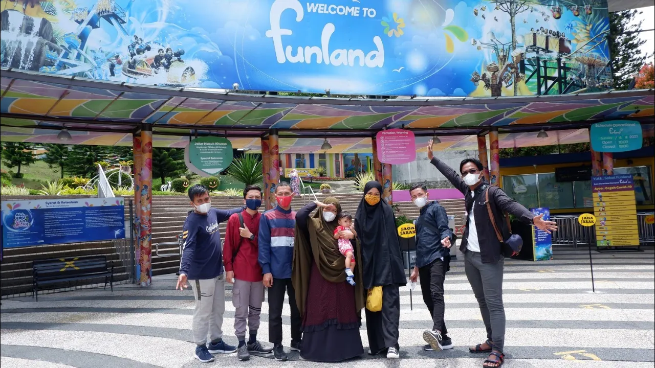 Lirik Edcoustic - Sebiru Hari Ini (Cover SlideShow Pertemanan Kuliah) Lirik Edcoustic - Sebiru Hari Ini (Cover SlideShow Pertemanan Kuliah)