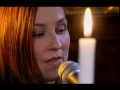 Julie Fowlis - Hug Air a' Bhonaid Mhoir (Scottish Gaelic)
