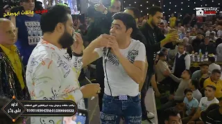 حسن عبدالوهاب رايق عالاخر شوف رد فعل شياكه وعبسلام لم سمعواعطار بقالى سنه قاعد فى دكانى للسميعه فقط 