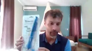 Inventor Mark Apelt demonstrates the Blowzee