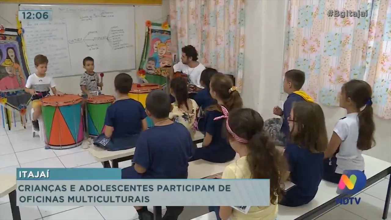 Crianças e adolescentes participam de oficinas multiculturais em escola de educação integral