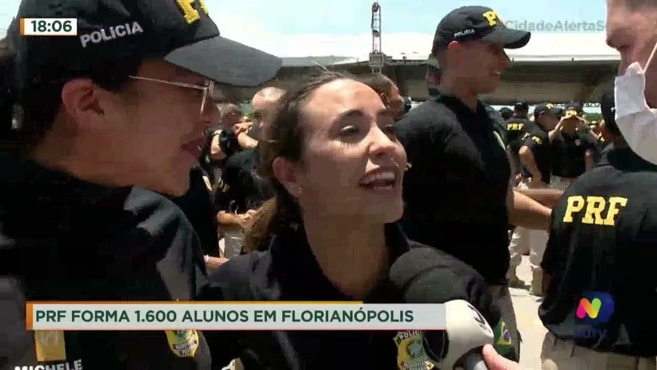 PRF forma 1.600 alunos em Florianópolis e conta com a presença de ministra Damares Alves