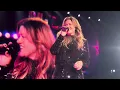 Kelly Clarkson performs Catch My Breath in Atlantic City, NJ on 5.10.25