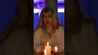 Василиса пытается понять почему ее преследует душа Владислава 