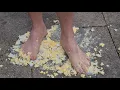 Download Lagu Egg 🥚🐣 Barefoot