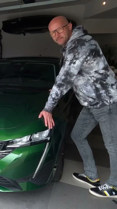Peugeot 308: na żywo na serio ładny? #caroseria #peugeot308 #premiera #shorts