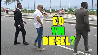PEGADINHA: ATOR FAMOSO COM SEGURANÇAS NAS RUAS #1