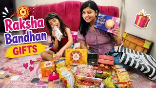 Ananya ne liye apne bhaiyo k liye gifts 