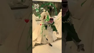 من فعاليات اليوم الوطني السعودي 93 الوطنيه على طريقته الخاصه ثروباك تيك توك ثروناو 