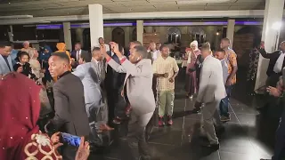 الحفلة الجماهيري الاول لأستاذنا تور باري في أديس ابابا شي جميل 