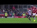 Lovric trips himself to get Reijnders red carded