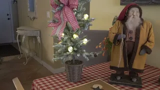 Arnett Santas Christmas 2025