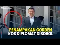 Download Lagu Penampakan Gorden Bergerak Sendiri saat Dua Orang Buka Pintu Kamar Kos Diplomat Muda yang Tewas