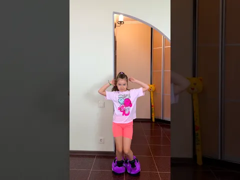 Лево Право Танцевальный челлендж #funny от Little Candy