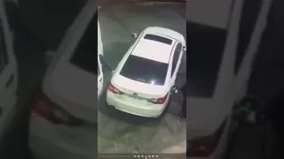 ذكاء عامل محطة الوقود بإفشال السرقة 